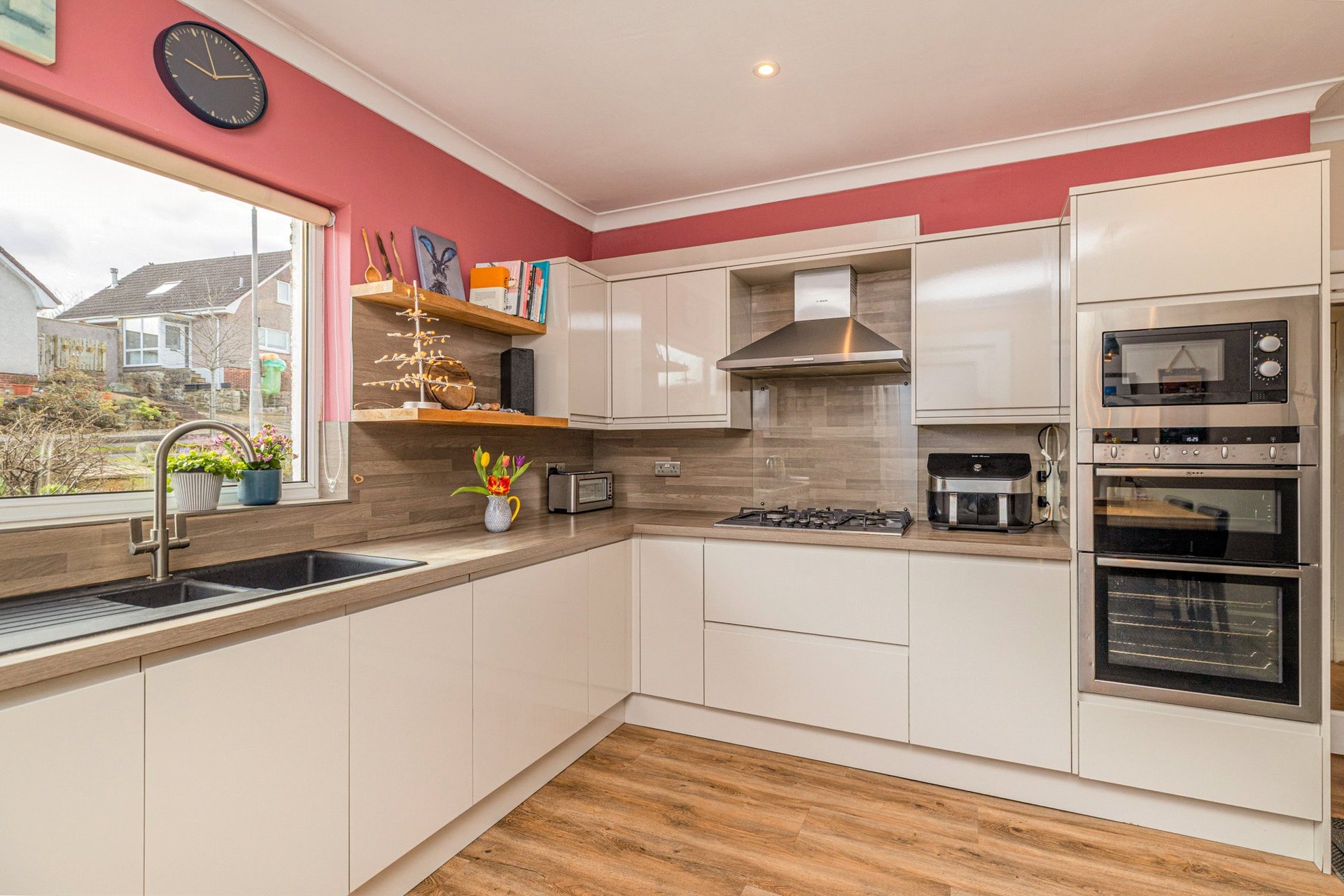 94 Inveroran Drive, Bearsden, G61 2AT - Picture #6