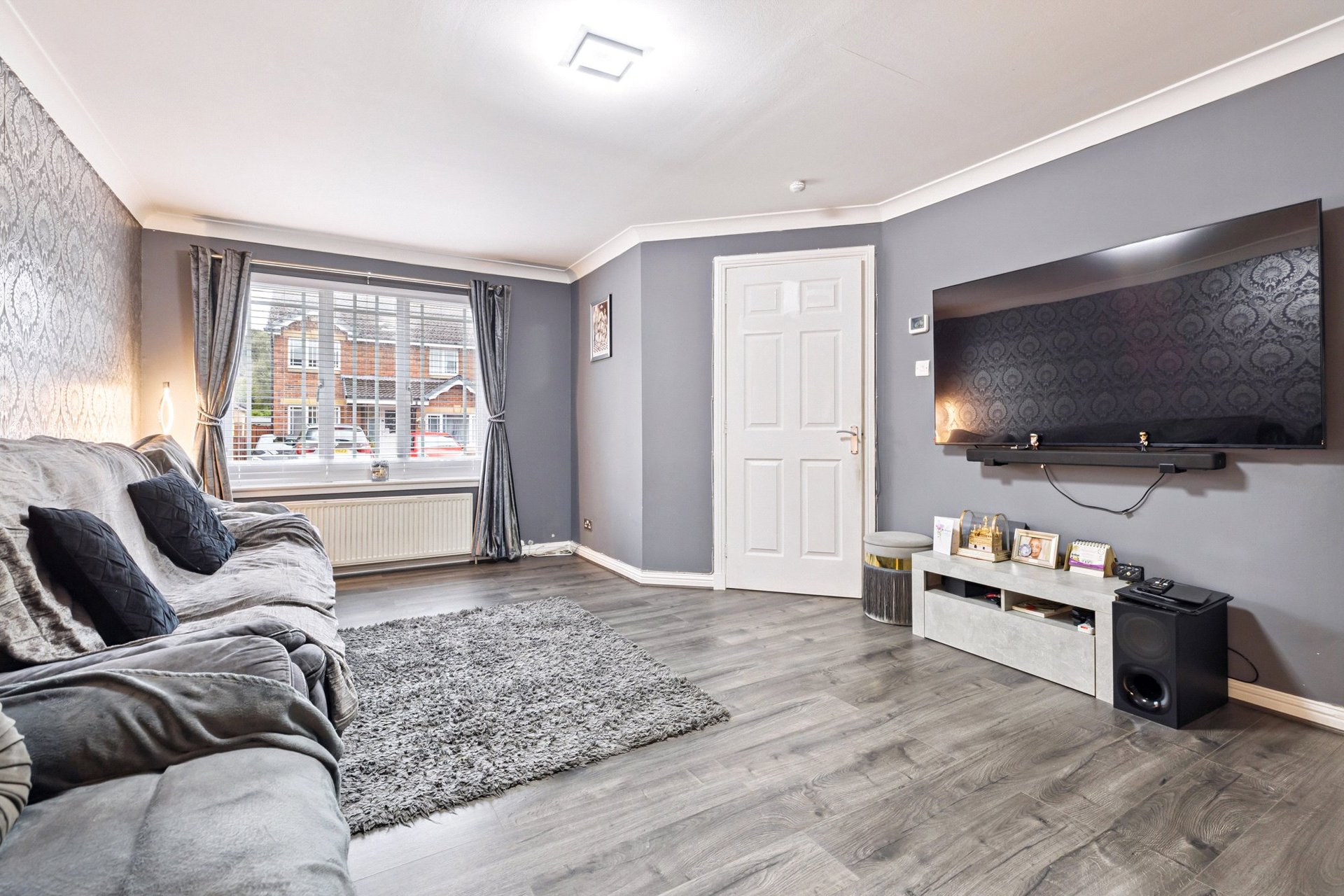 11 Foinaven Drive, Thornliebank, Glasgow, G46 8JA - Picture #5