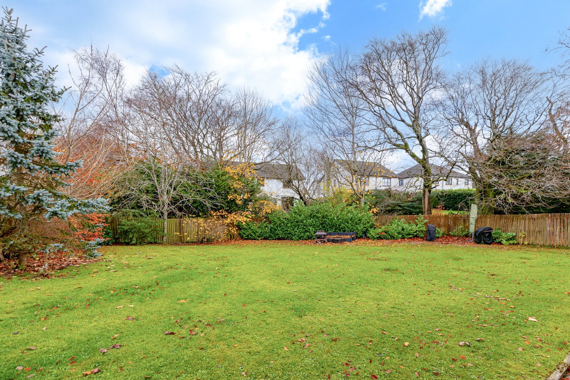 21 Newton Grove, Newton Mearns, Glasgow, East Renfrewshire, G77 5BX - Picture #3