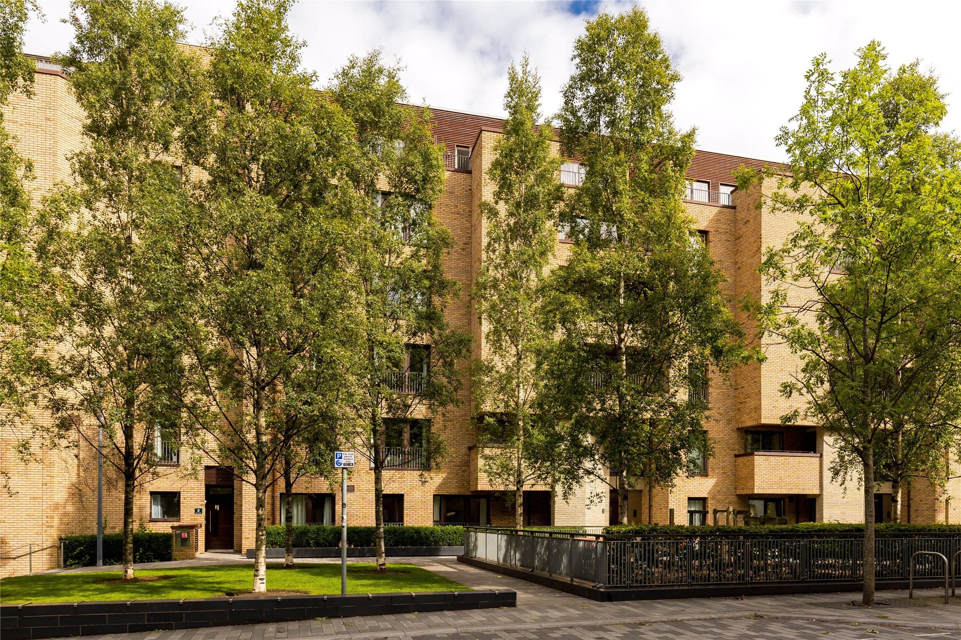 3/2 McEwan Square, Fountainbridge, Edinburgh, EH3 8EL - Picture #20