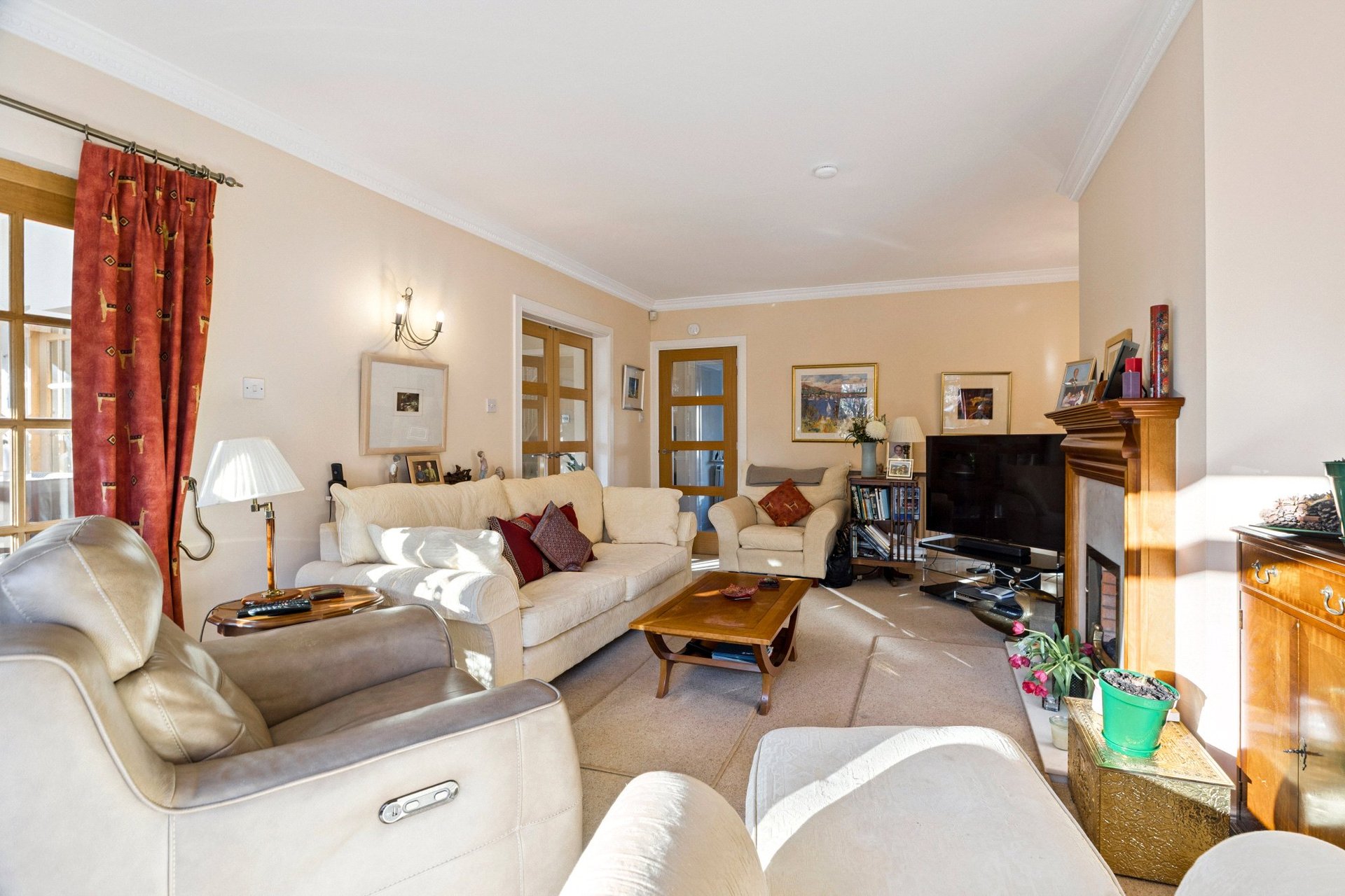 16 Waterside Avenue, Newton Mearns, Glasgow, G77 6TJ - Picture #6