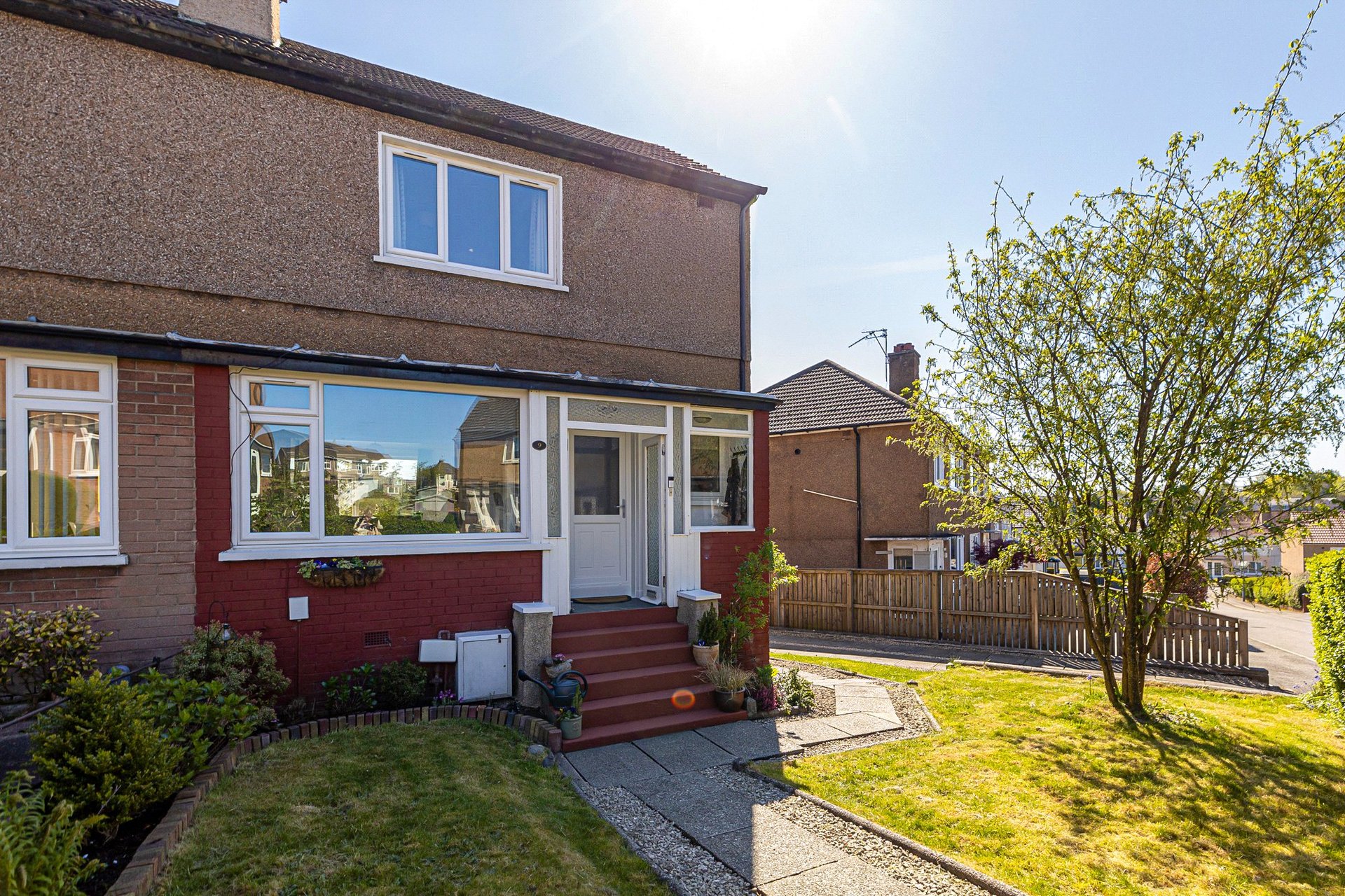 9 Teviot Crescent, Bearsden, G61 1LR - Picture #2