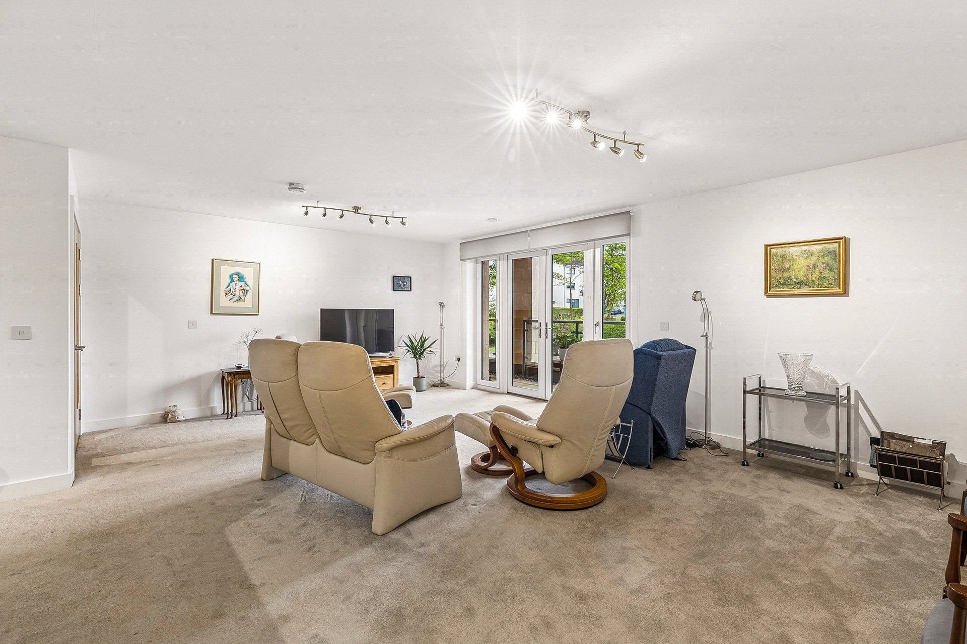 Flat 16, Westerly, 2 Canniesburn Drive, Bearsden, G61 1QS - Picture #9