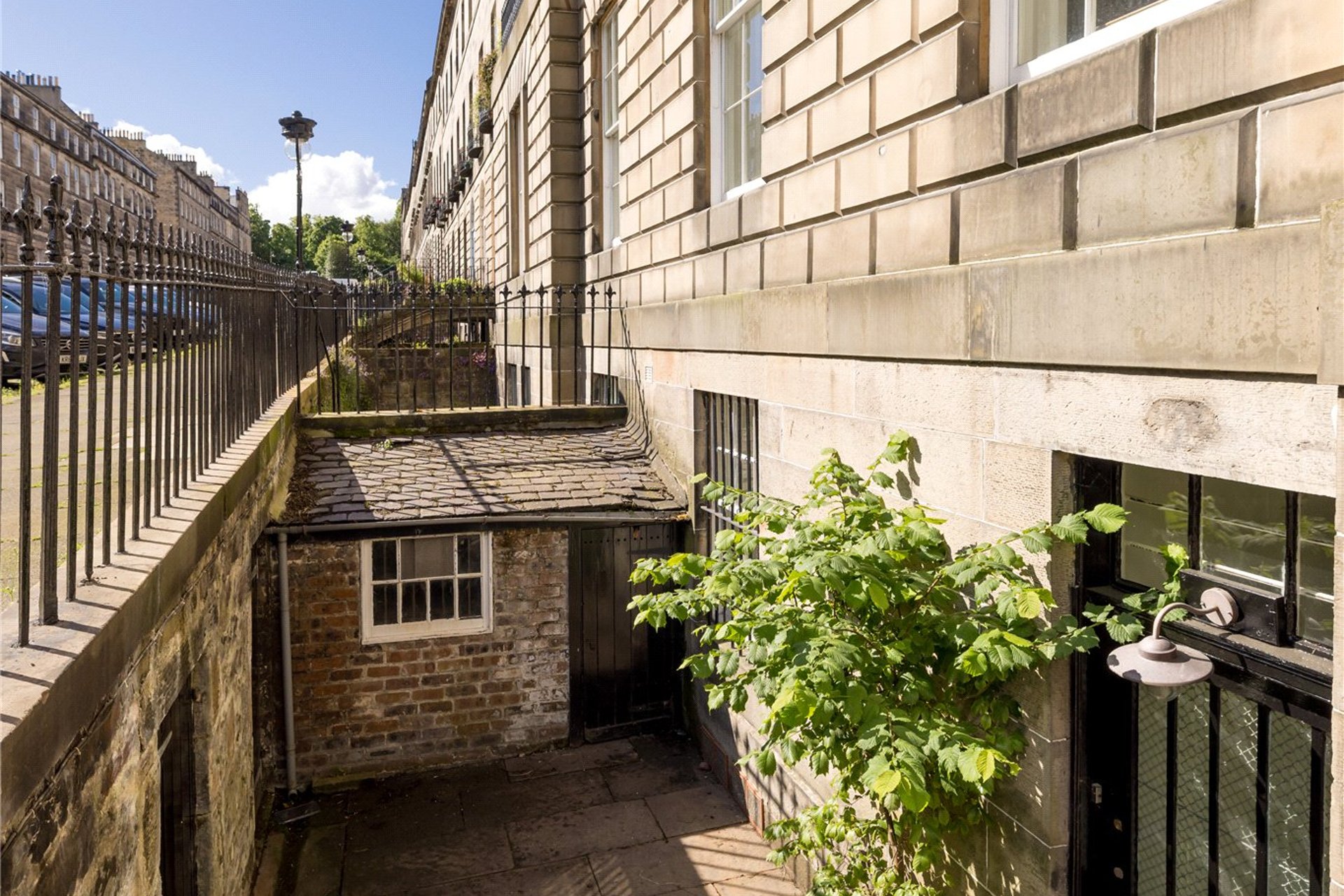 1a Gloucester Place, Edinburgh, EH3 6EE - Picture #27