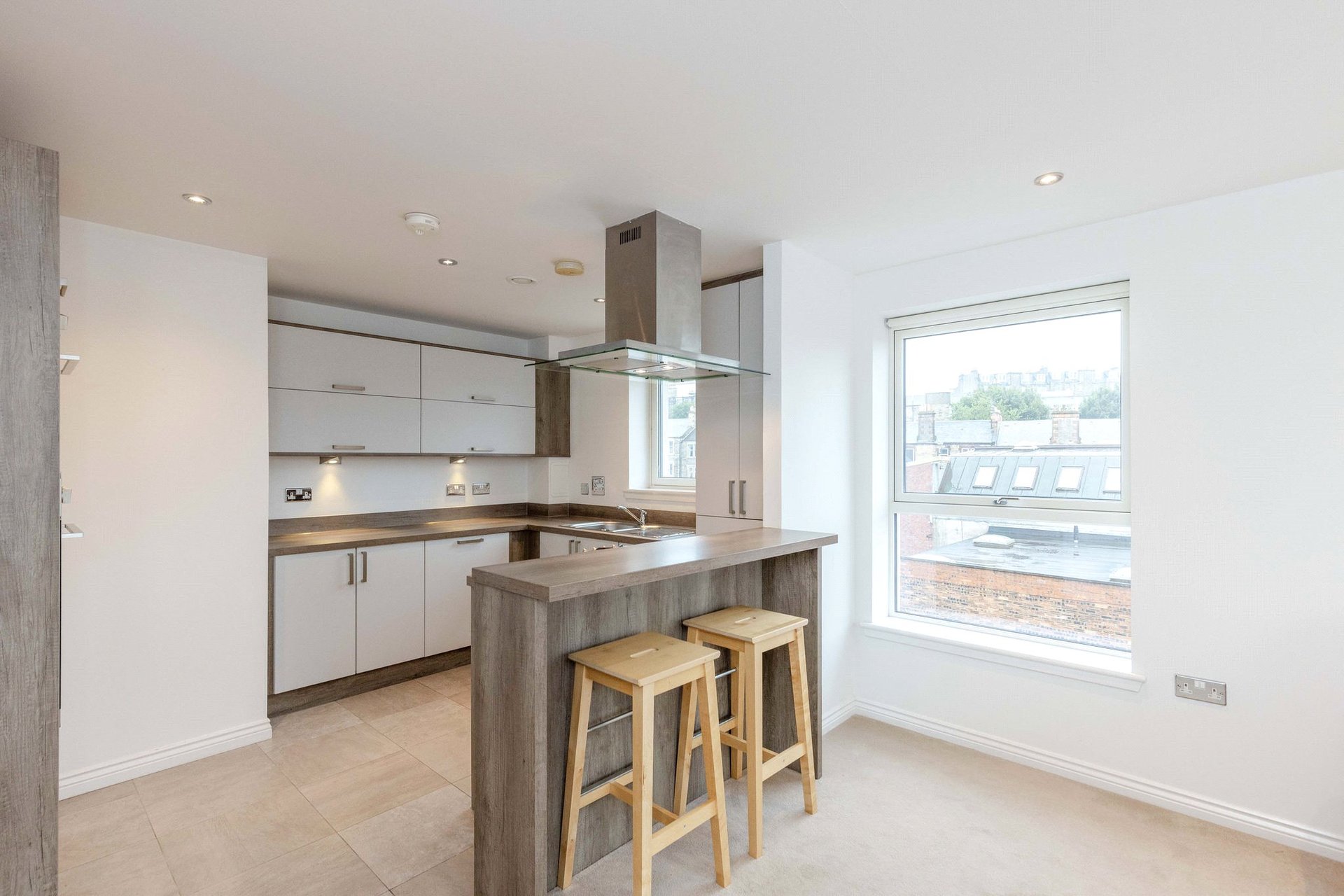 Flat 13, 6 Hatters Lane, Edinburgh, Midlothian, EH7 4GX - Picture #4