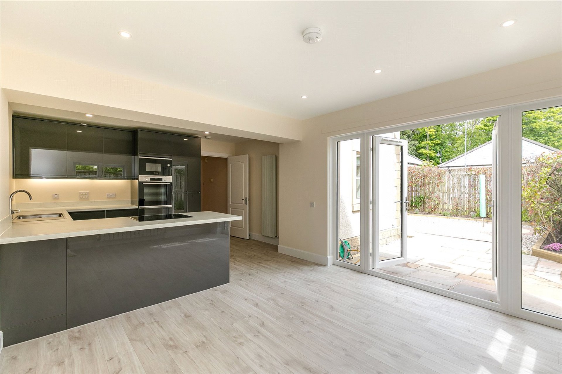 15 Littlejohn Avenue, Edinburgh, EH10 5TG - Picture #3