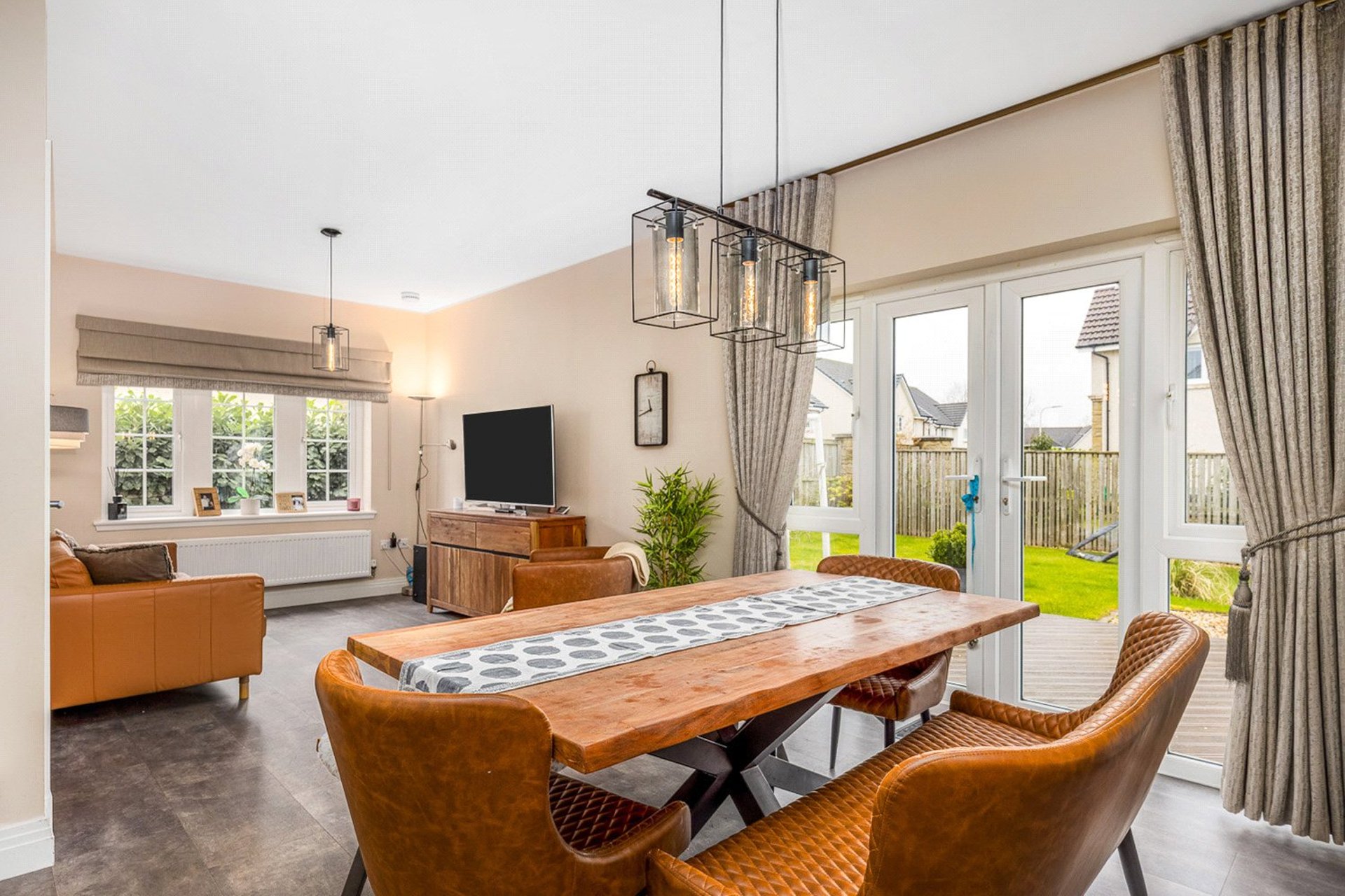 1 Grant Place, Bearsden, G61 3FA - Picture #9