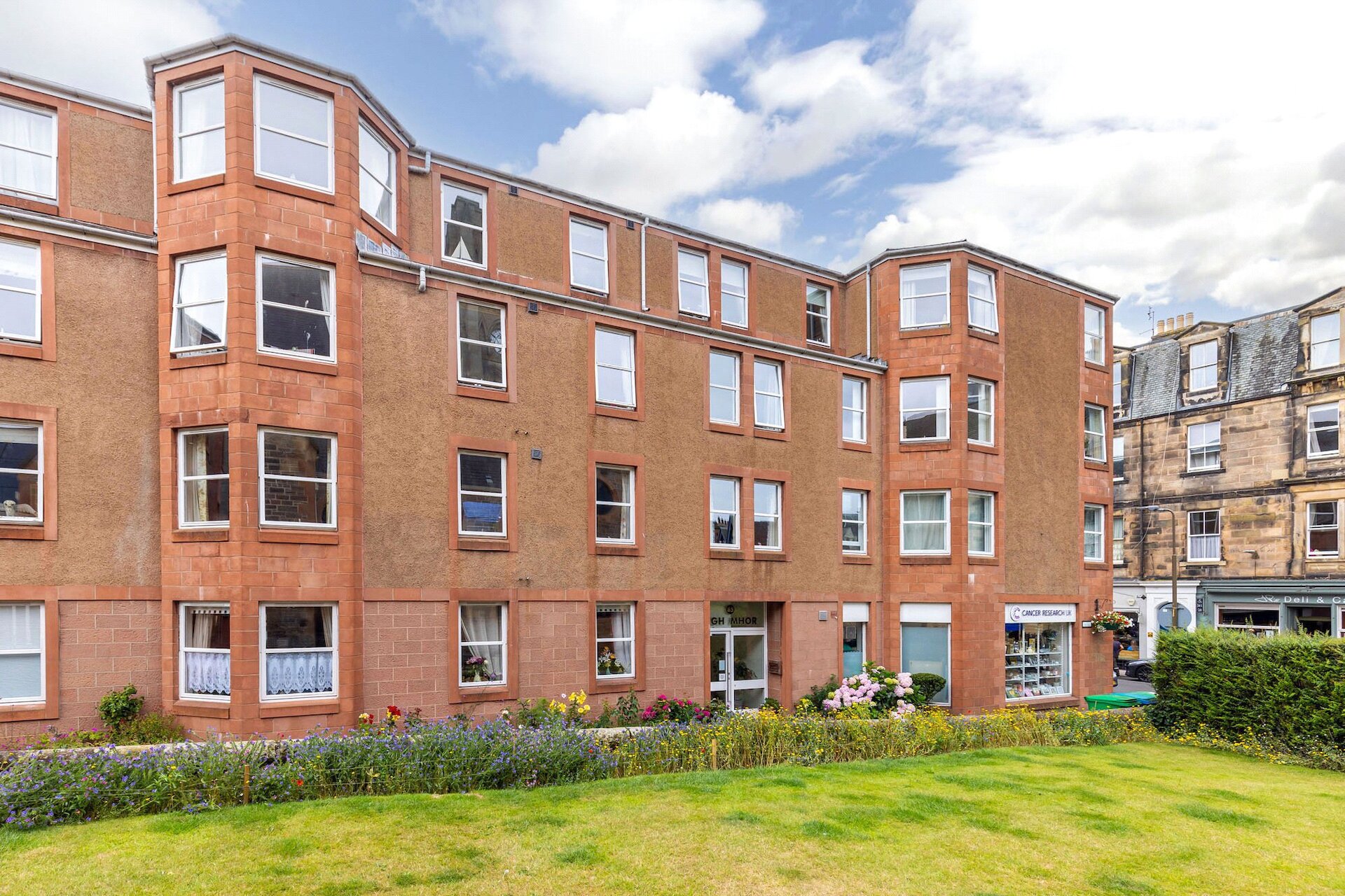Tigh Mhor, 85/2 High Street, North Berwick, East Lothian, EH39 4HD - Picture #1