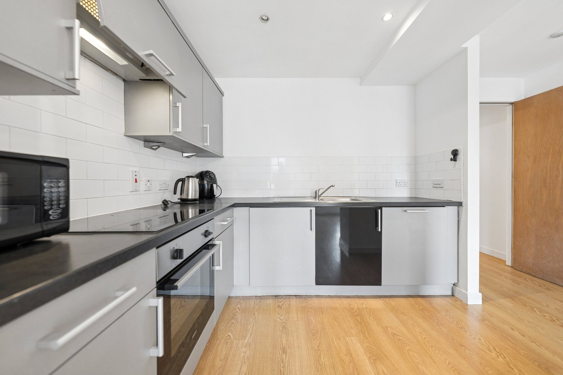 Flat 2/3 Beresford Building, 460 Sauchiehall Street, Charing Cross, Glasgow City, G2 3JU - Picture #7