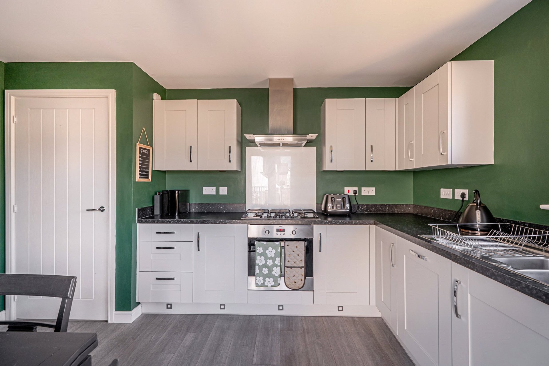 19 Staffin Way, Newton Mearns, Glasgow, East Renfrewshire, G77 5GY - Picture #10