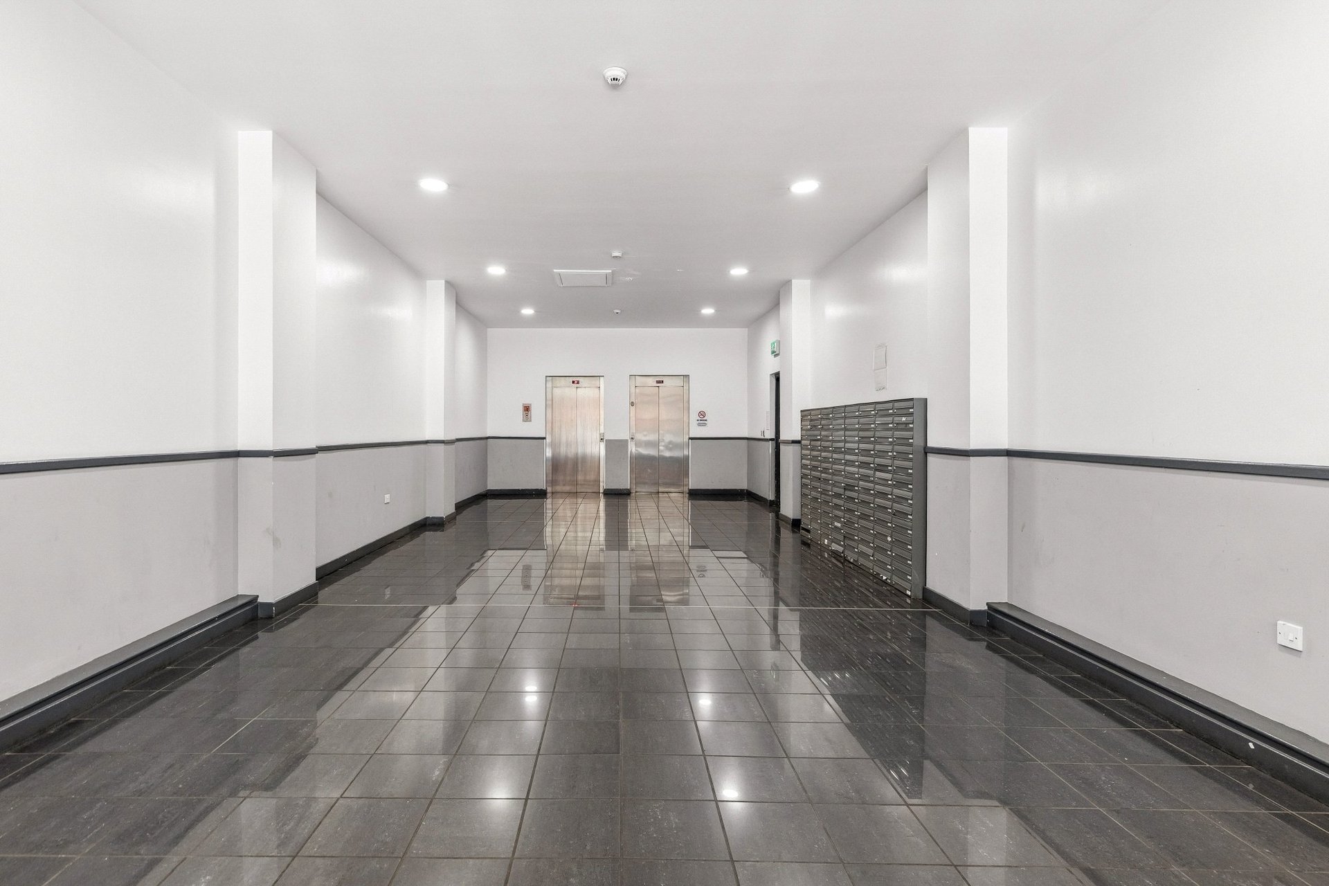 Flat 8/5 River Heights, 72 Lancefield Quay, Glasgow City, G3 8JJ - Picture #29