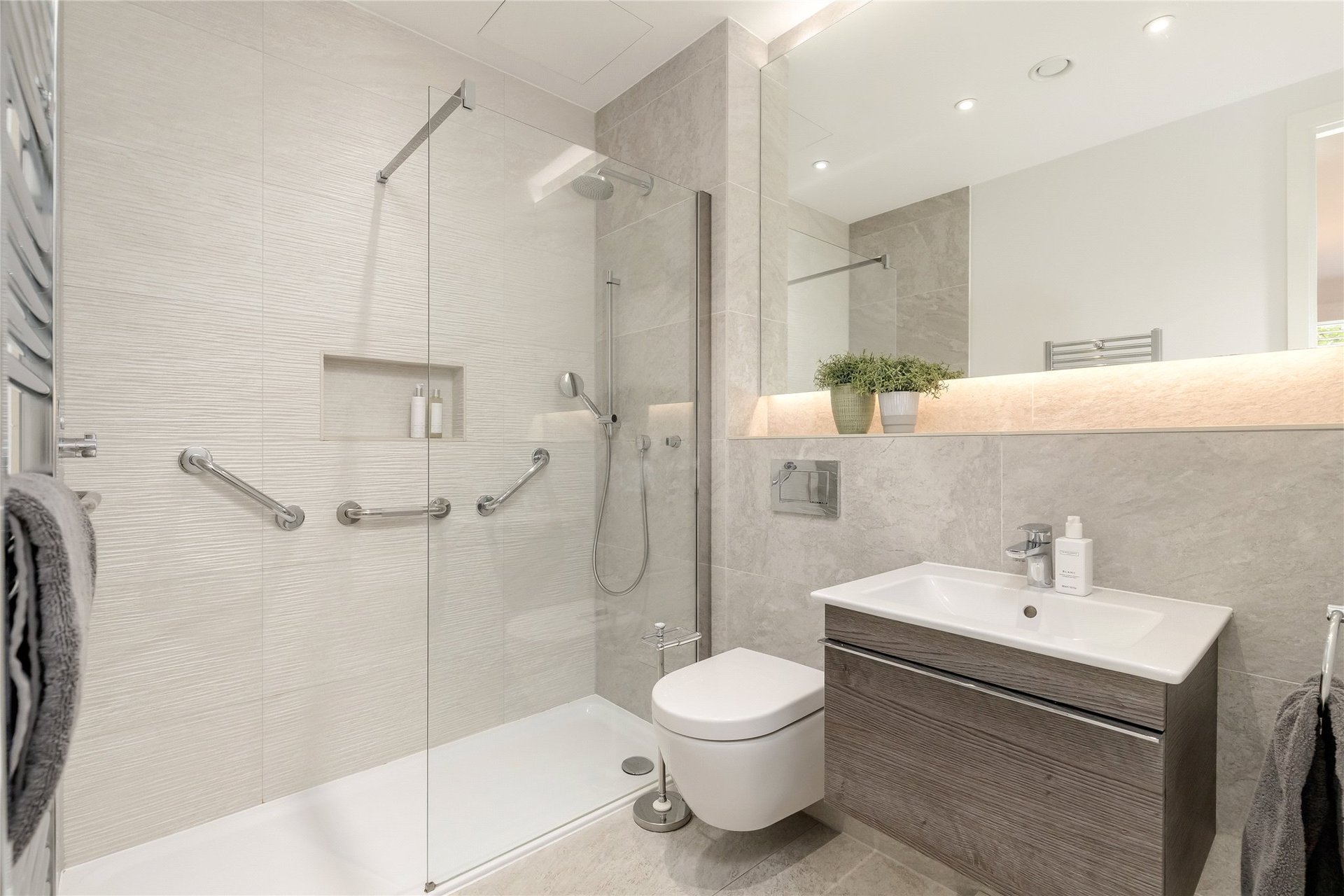 Flat 5, 2 Westerlea Gardens, Edinburgh, EH12 6HU - Picture #15