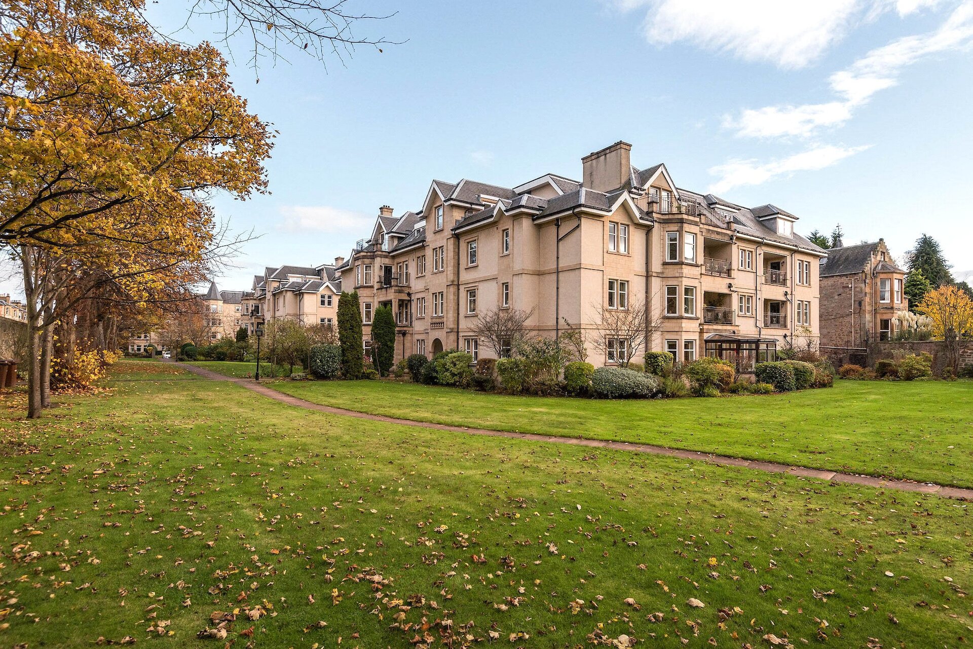 10/11 St Margarets Place, Edinburgh, EH9 1AY - Picture #1