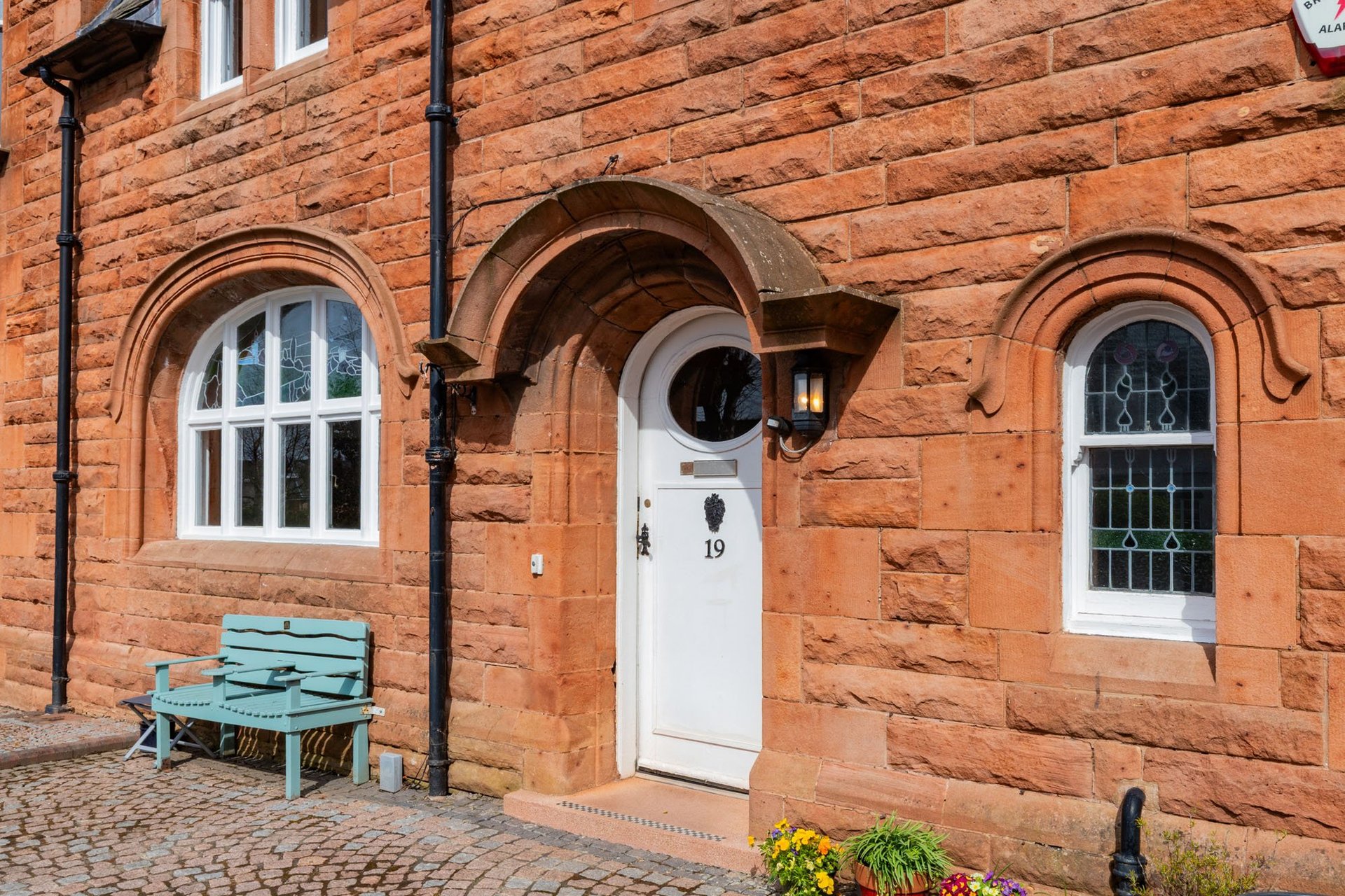 19 Bemersyde Avenue, Mansewood, Glasgow, G43 1DA - Picture #2