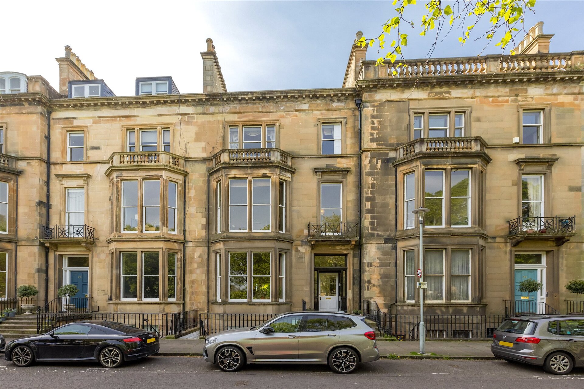24/2 Buckingham Terrace, West End, Edinburgh, EH4 3AE - Picture #1