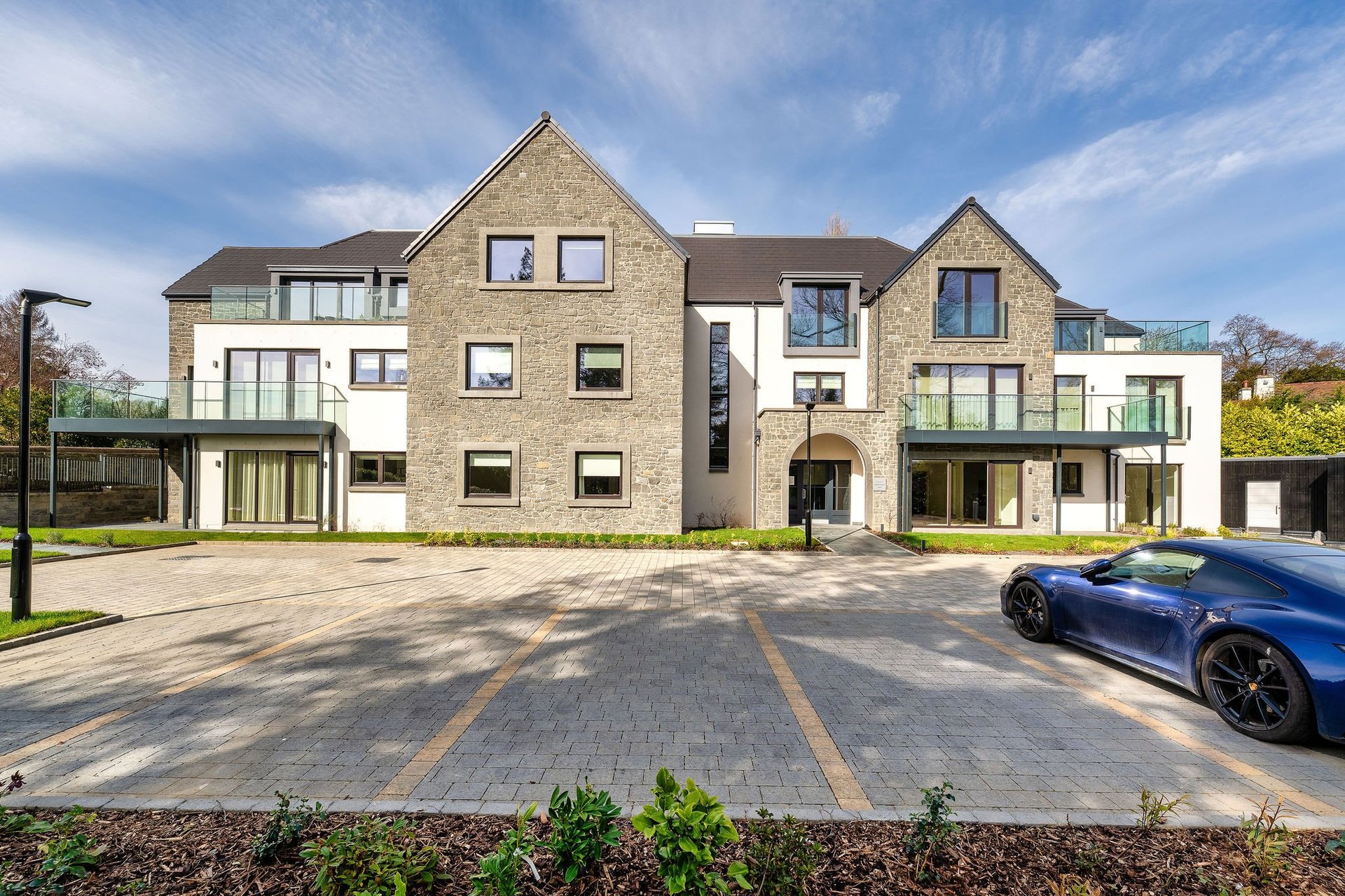 Apartment Three, No.9 Barnton Avenue West, Edinburgh, EH4 6DF - Picture #2
