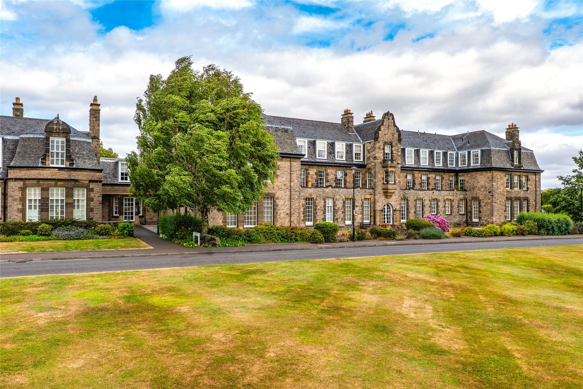 Darroch House, 8/5 East Suffolk Park, Newington, Edinburgh, EH16 5PL - Picture #1