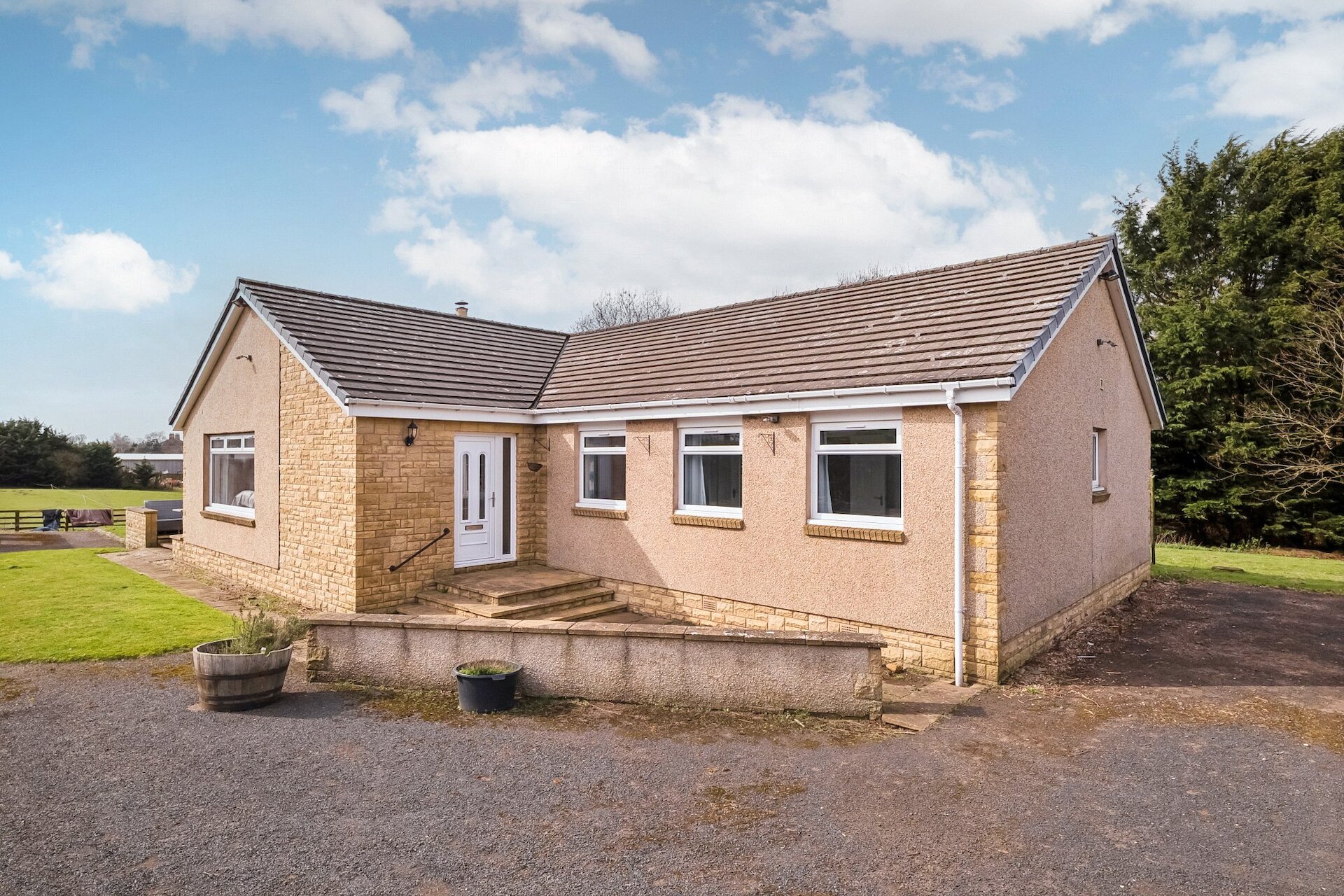 1 The Sidings, Station Gardens, Cornhill-on-Tweed, Northumberland, TD12 4TS - Picture #1