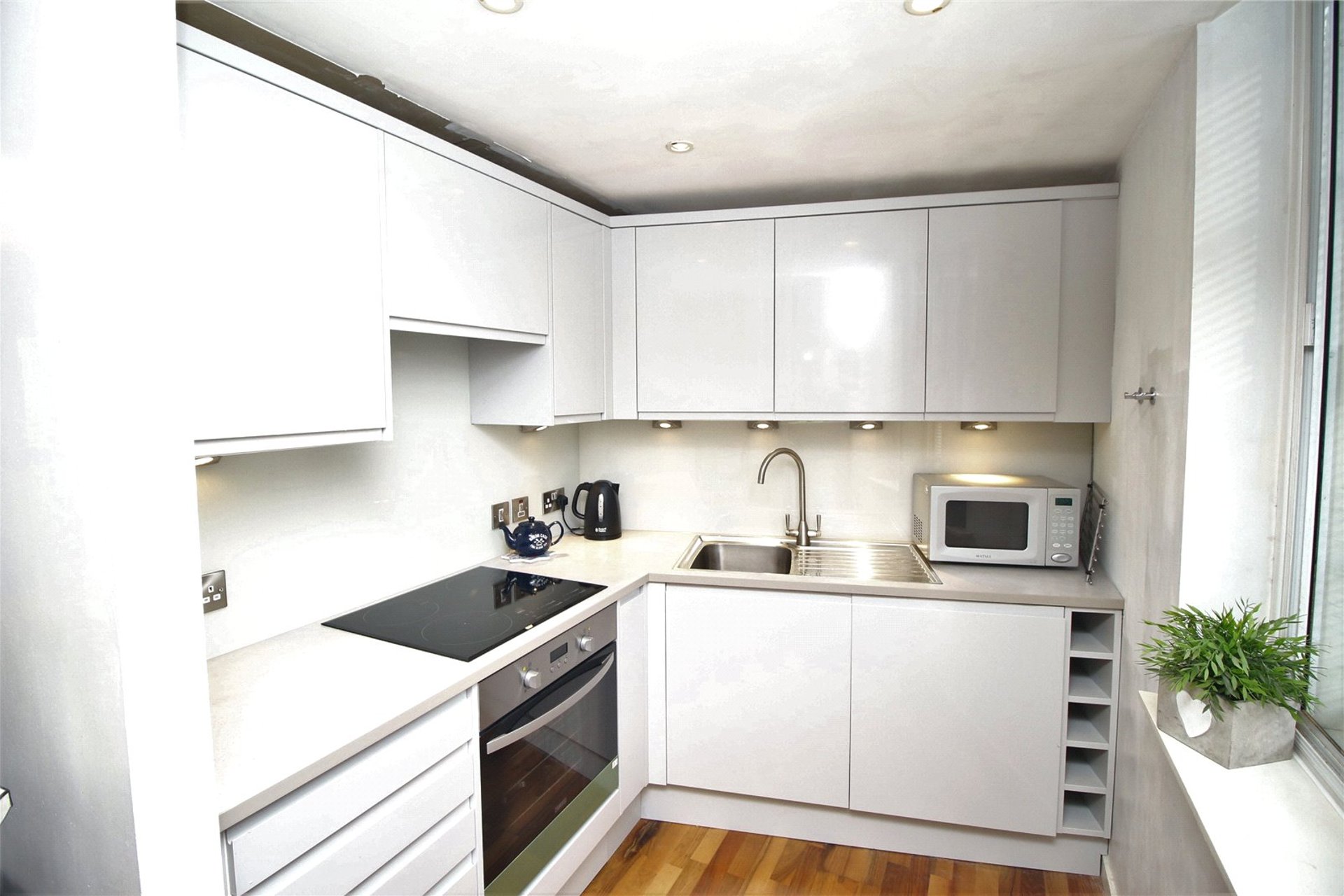 2/6 Cowgatehead, Edinburgh, Midlothian, EH1 1JU - Picture #3