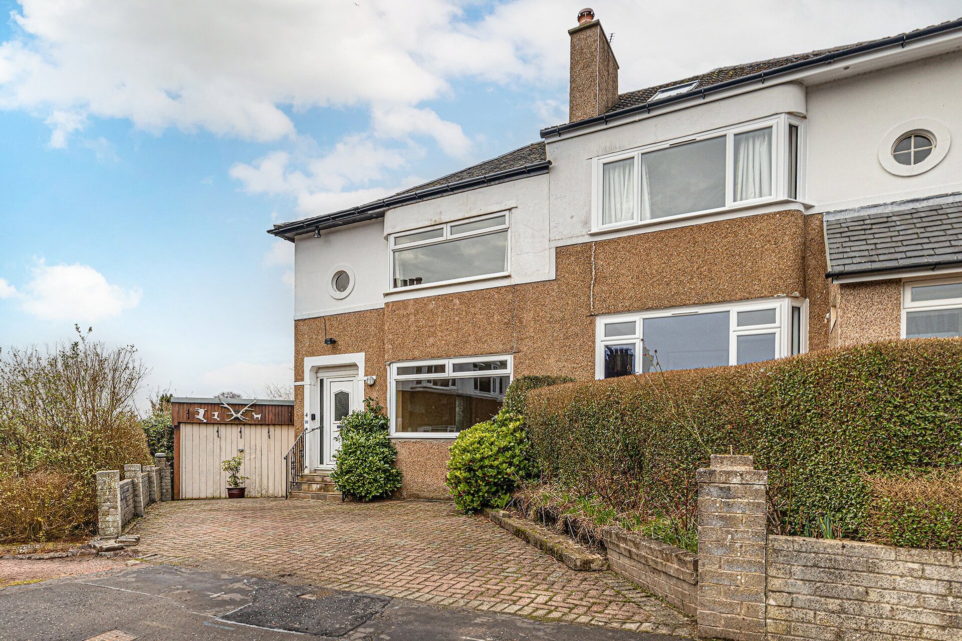 4 Dougalston Crescent, Milngavie, G62 6HW - Picture #1