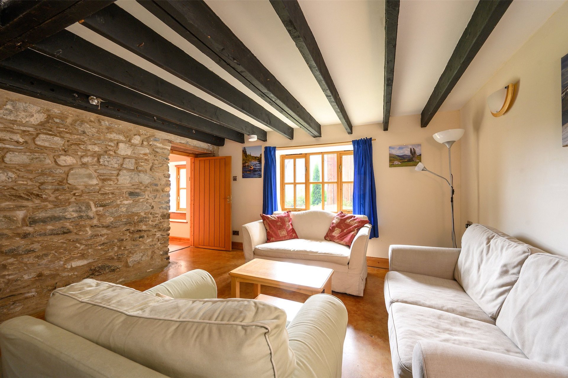 Elm (Bugaboo) and Larch Cottage, Weem, Aberfeldy, Perth and Kinross, PH15 2LD - Picture #13