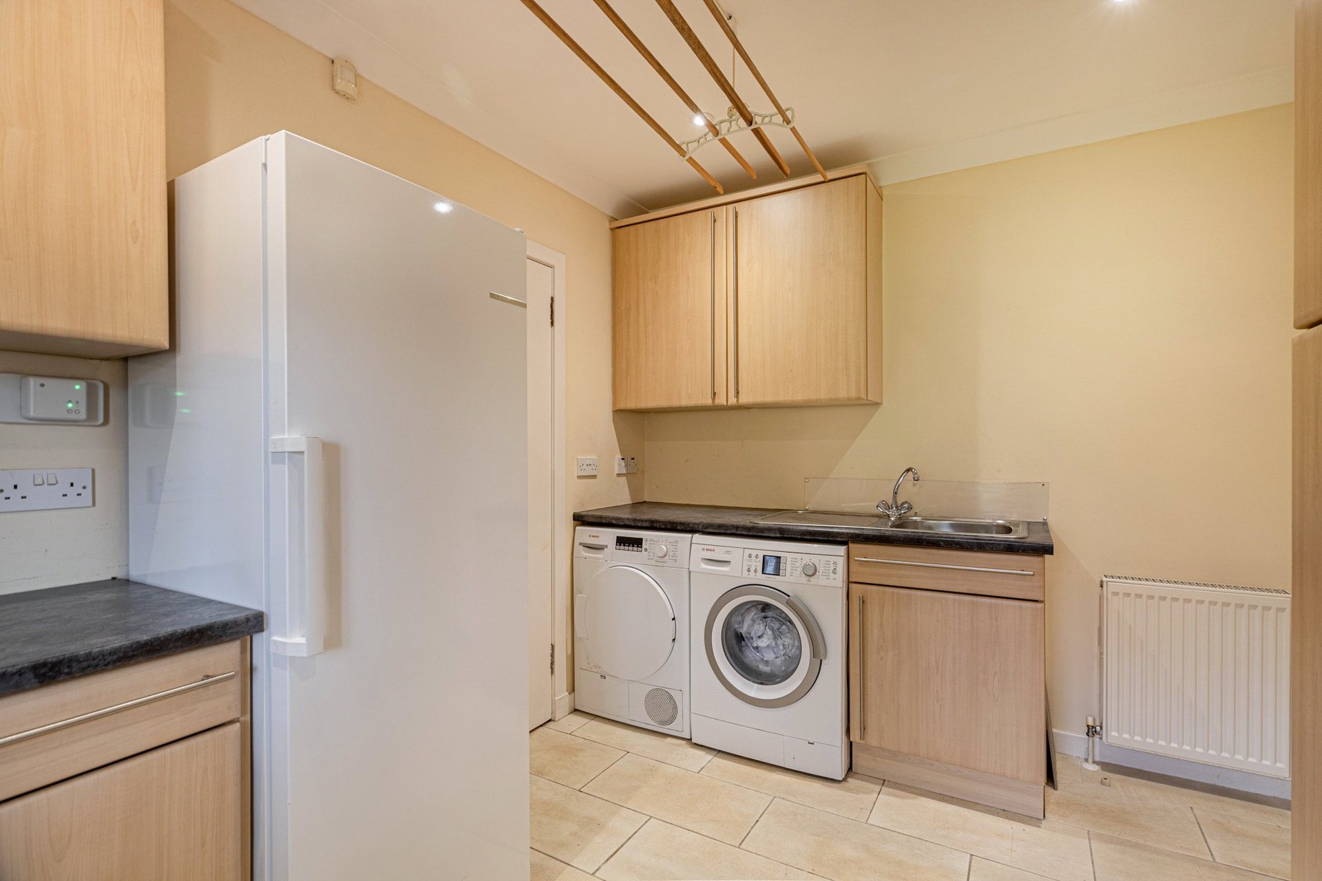 18 Falkland Avenue, Newton Mearns, Glasgow, G77 5DR - Picture #14