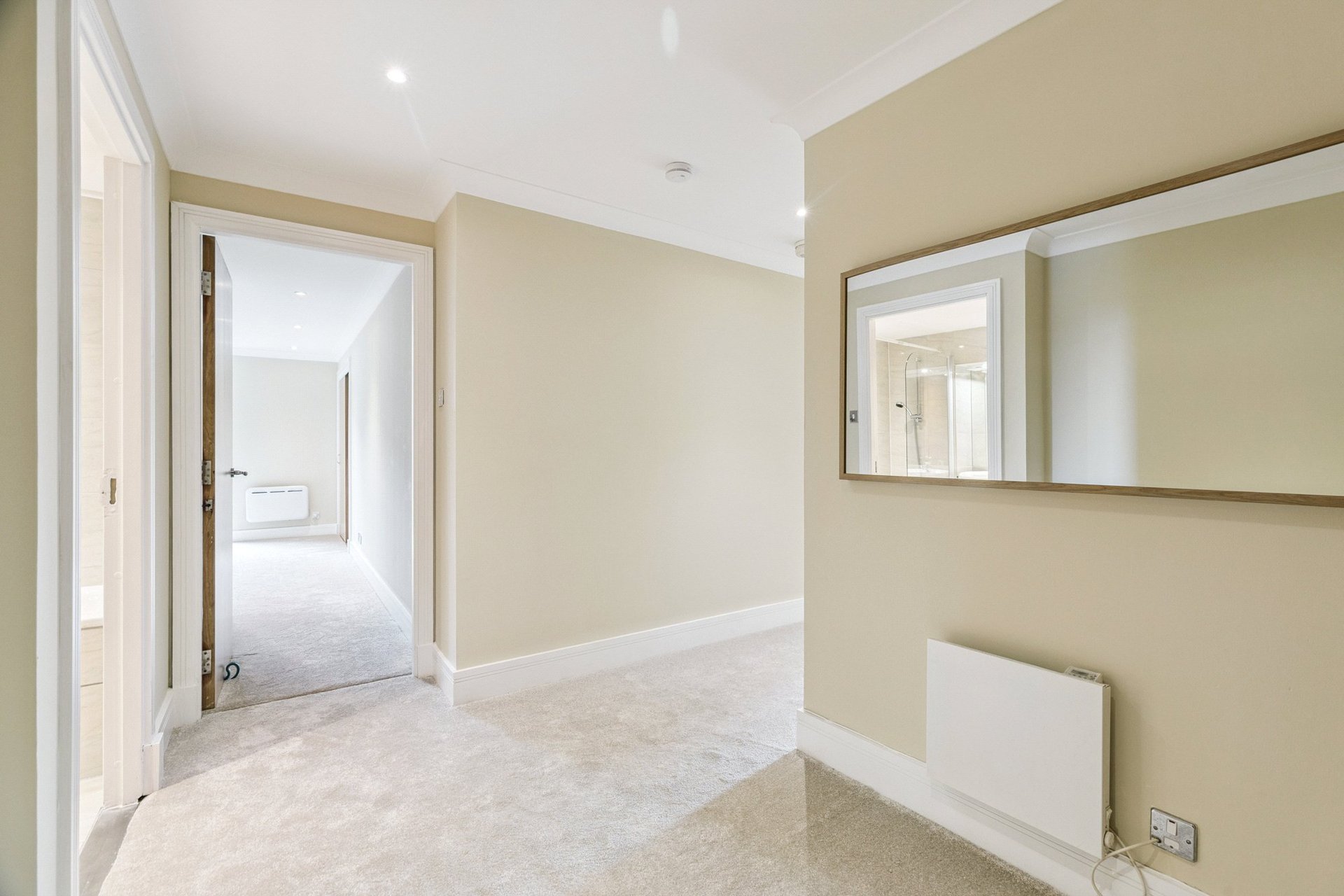 Flat 3/2 Block E Bridge Apartments, 350 Argyle Street, Glasgow City, G2 8NE - Picture #9