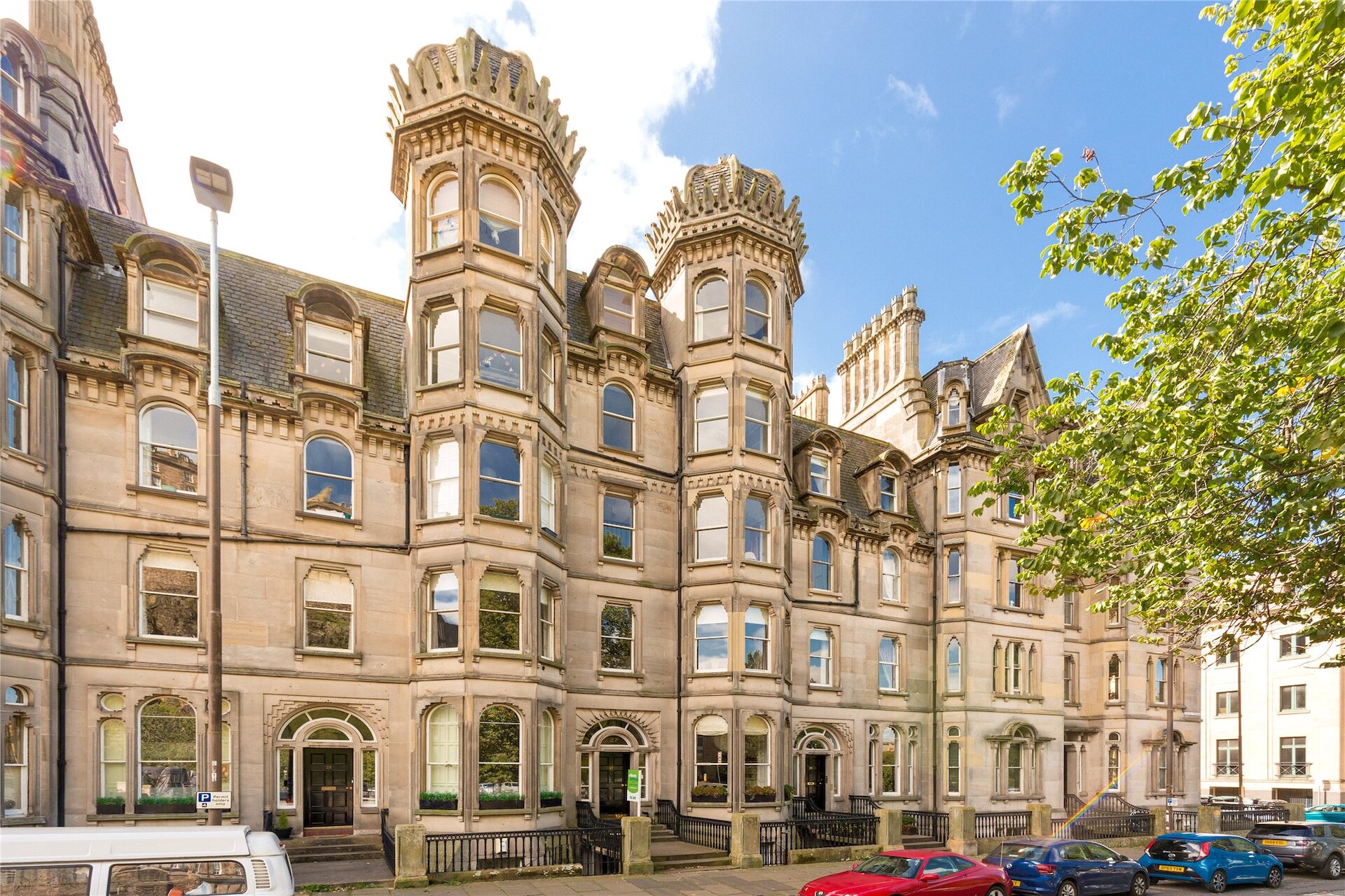27/4 Castle Terrace, Edinburgh, EH1 2EL - Picture #1