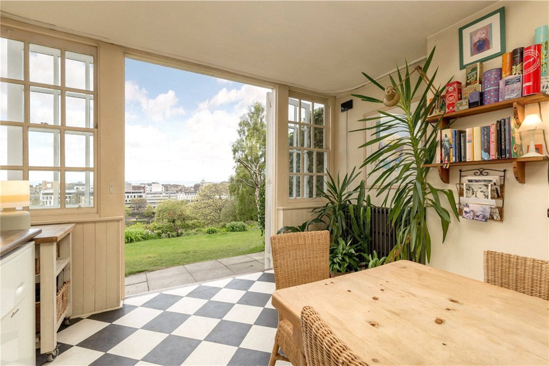 2 Ramsay Garden, Edinburgh, EH1 2NA - Picture #4