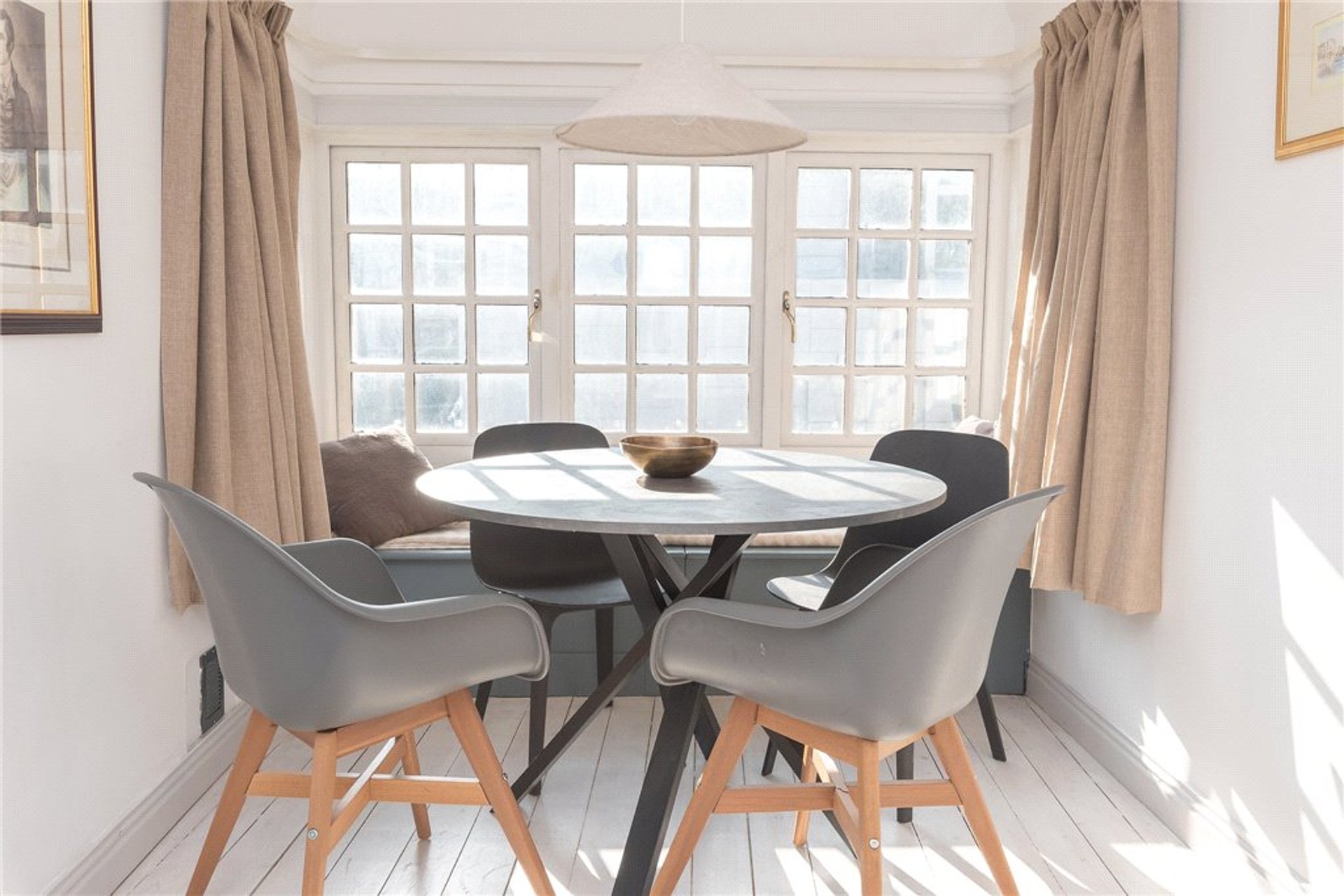 12/4 White Horse Close, 27 Canongate, Edinburgh, EH8 8BU - Picture #5