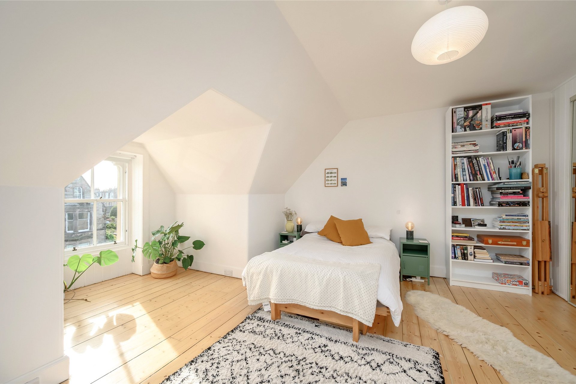 8 Zetland Place, Edinburgh, EH5 3LY - Picture #10