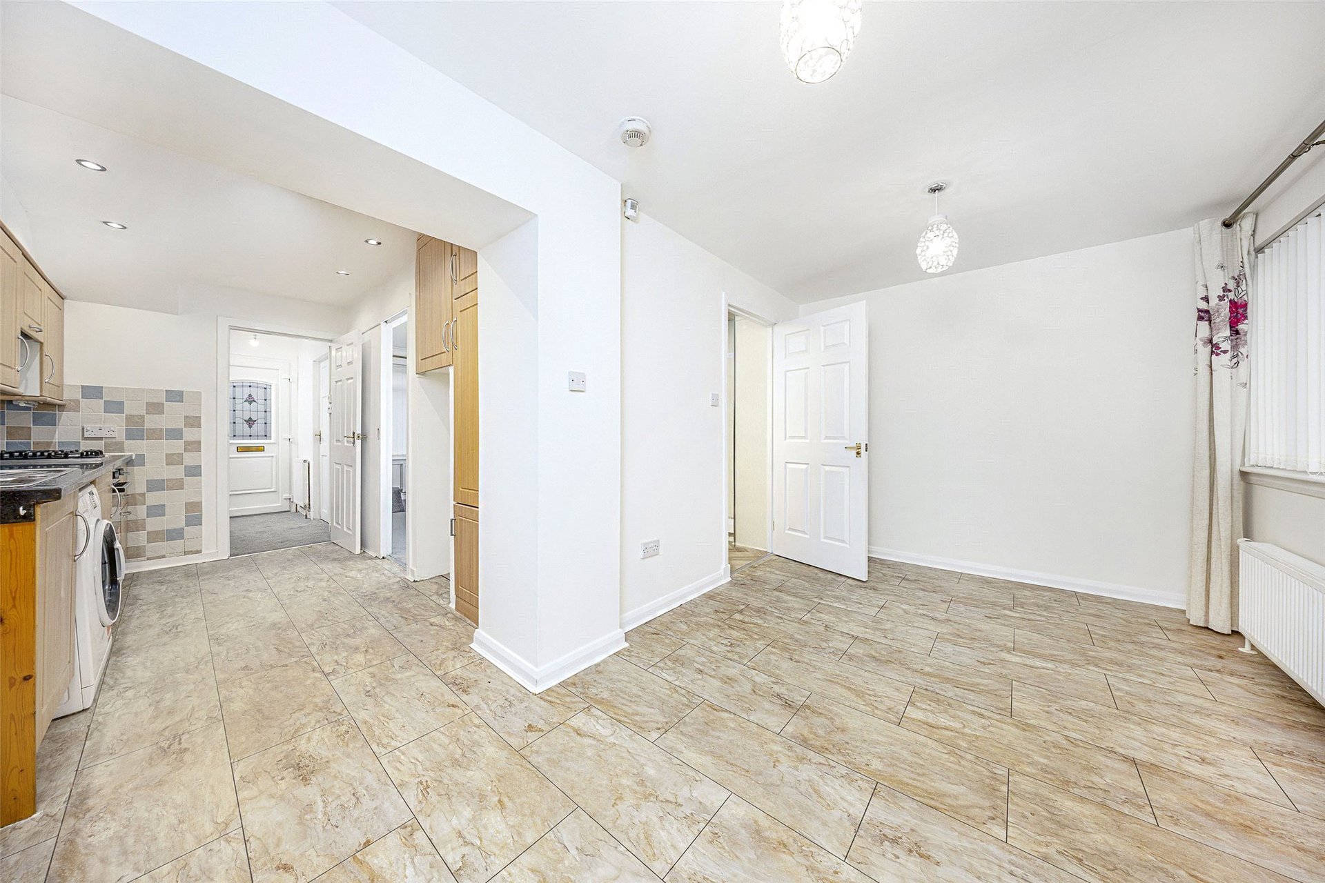 27 Cruachan Road, Bearsden, G61 4LA - Picture #7