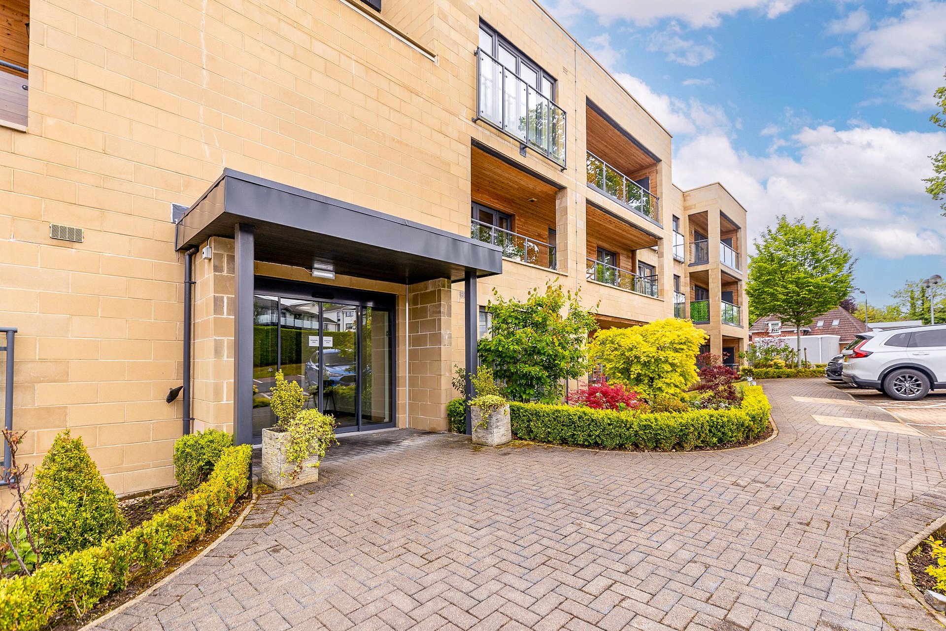 Flat 16, Westerly, 2 Canniesburn Drive, Bearsden, G61 1QS - Picture #2