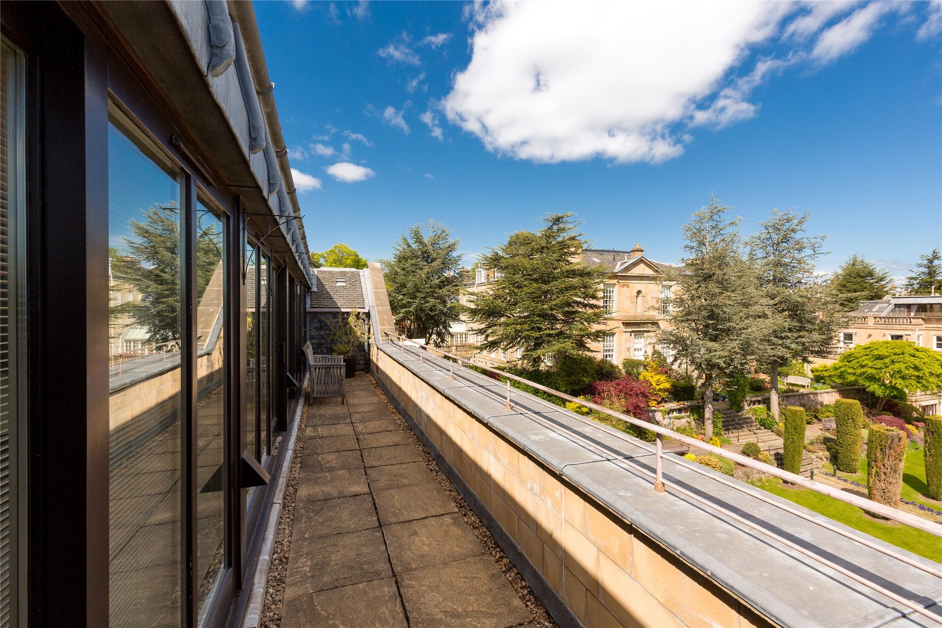 22/13 Kinellan Road, Edinburgh, EH12 6ES - Picture #22